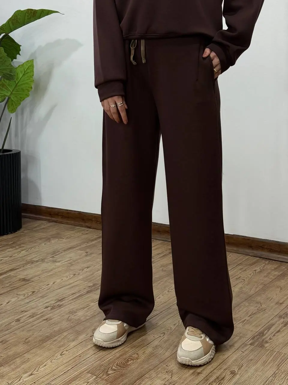 شلوار زنانه اویشو